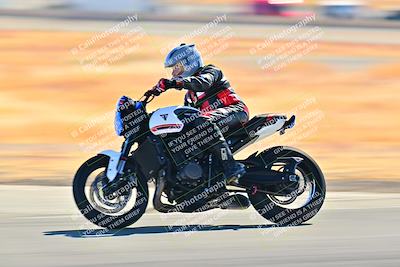 media/Nov-17-2024-Classic Track Day (Sun) [[11951c166c]]/Group 3/Session 3 (Turn 4)/